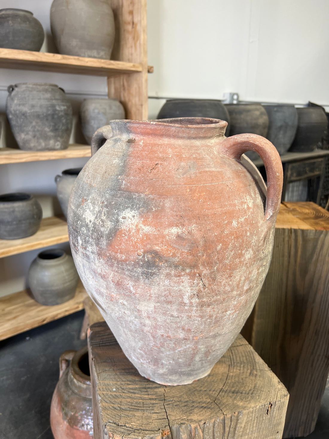 Clay Pot with handle