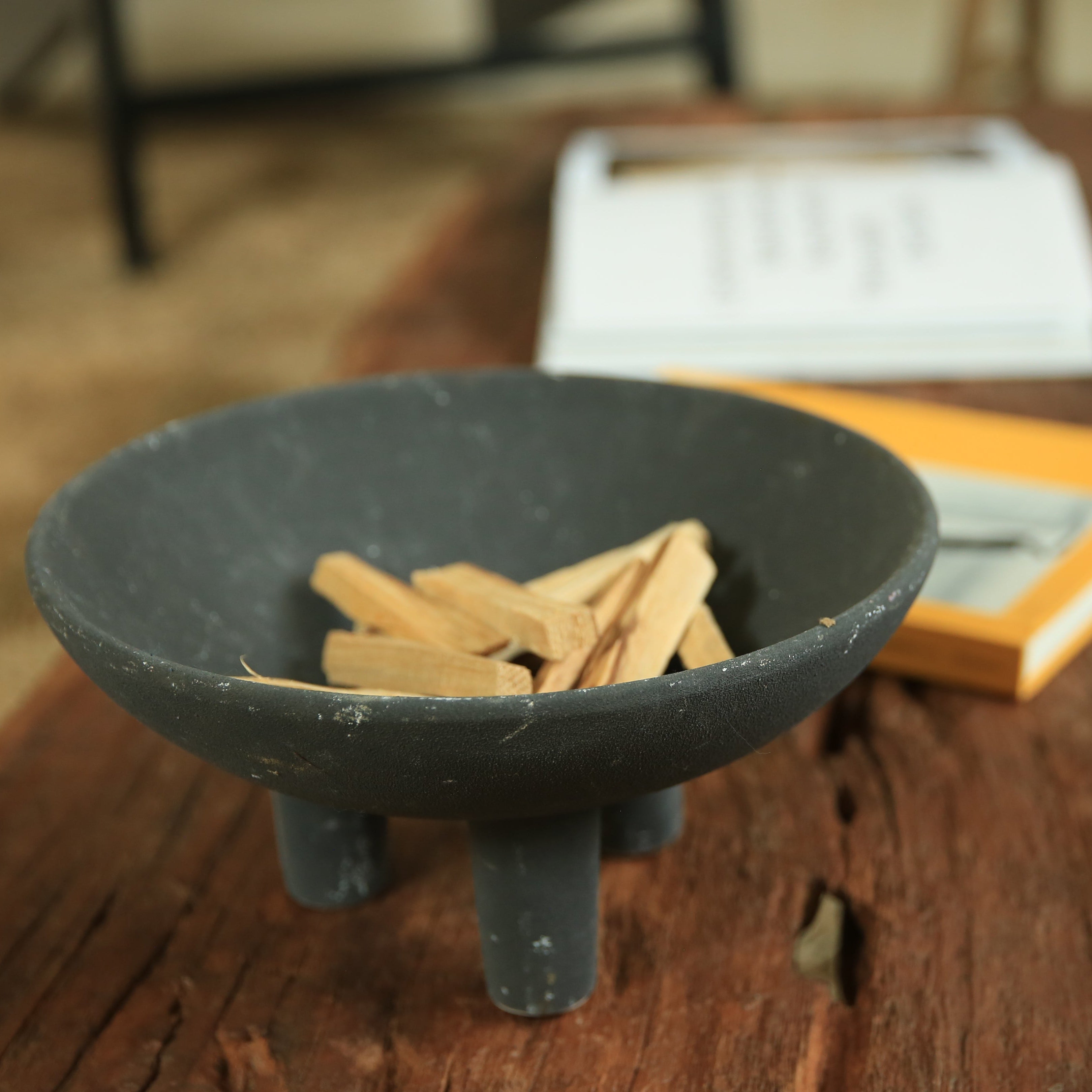 Black Stone Molcajete Bowl